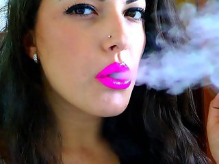 smoking with pink lipstick