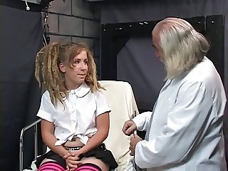 Slut gets aroused by doctor's sex therapy